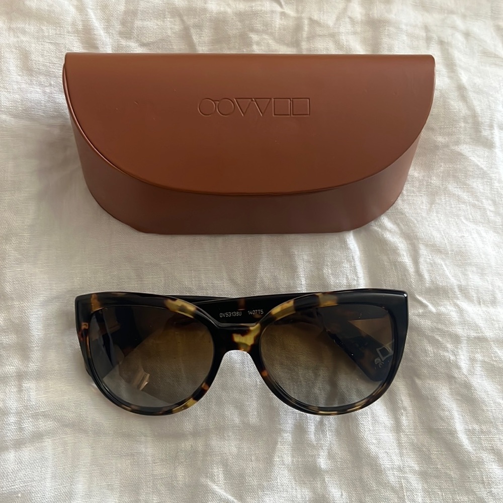 Oliver People’s Abrie tortoise sunglasses, like new
